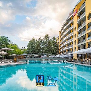Hvd Viva Club Ultra All Inclusive - Private Beach & Free Parking